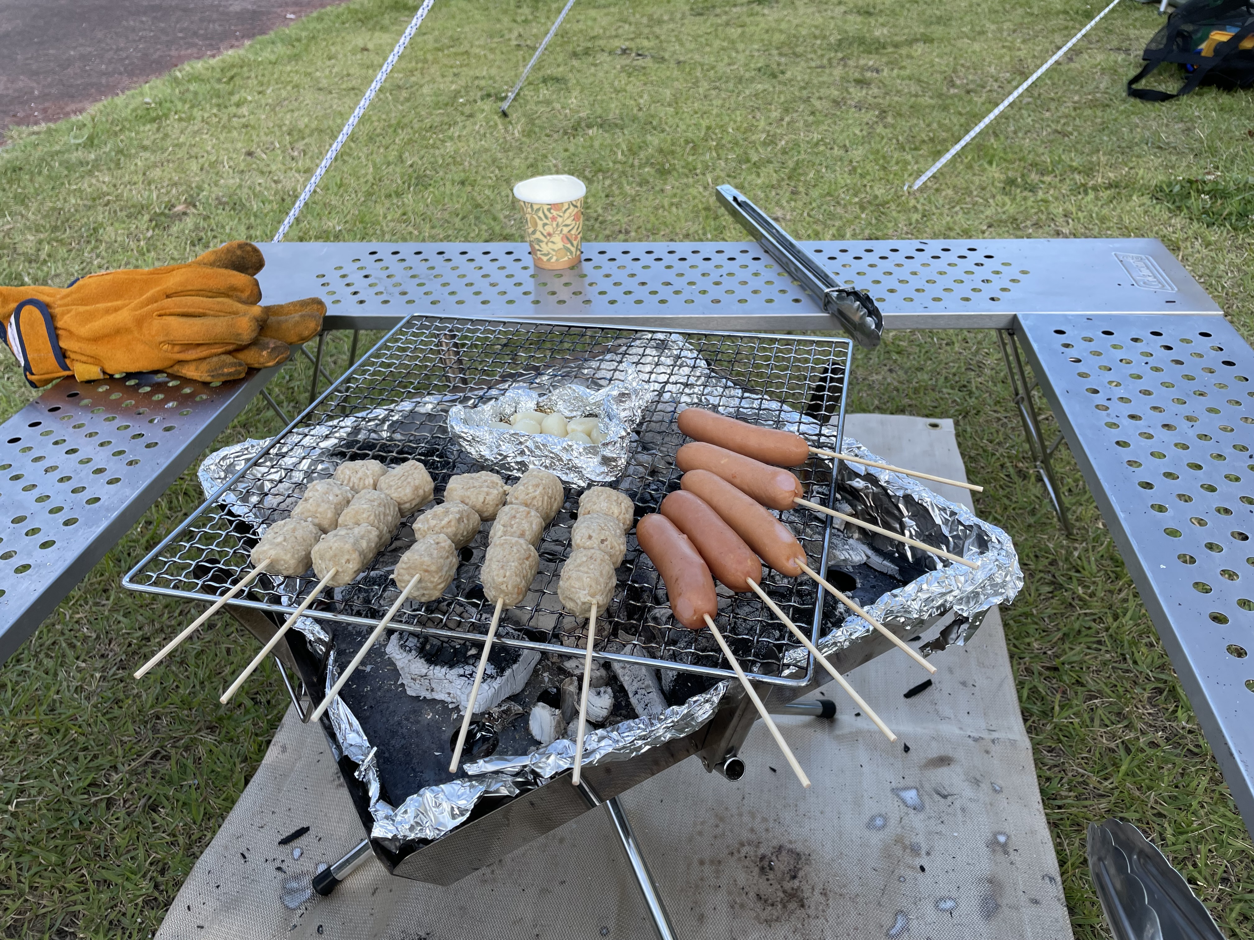 BBQを実際に行っている