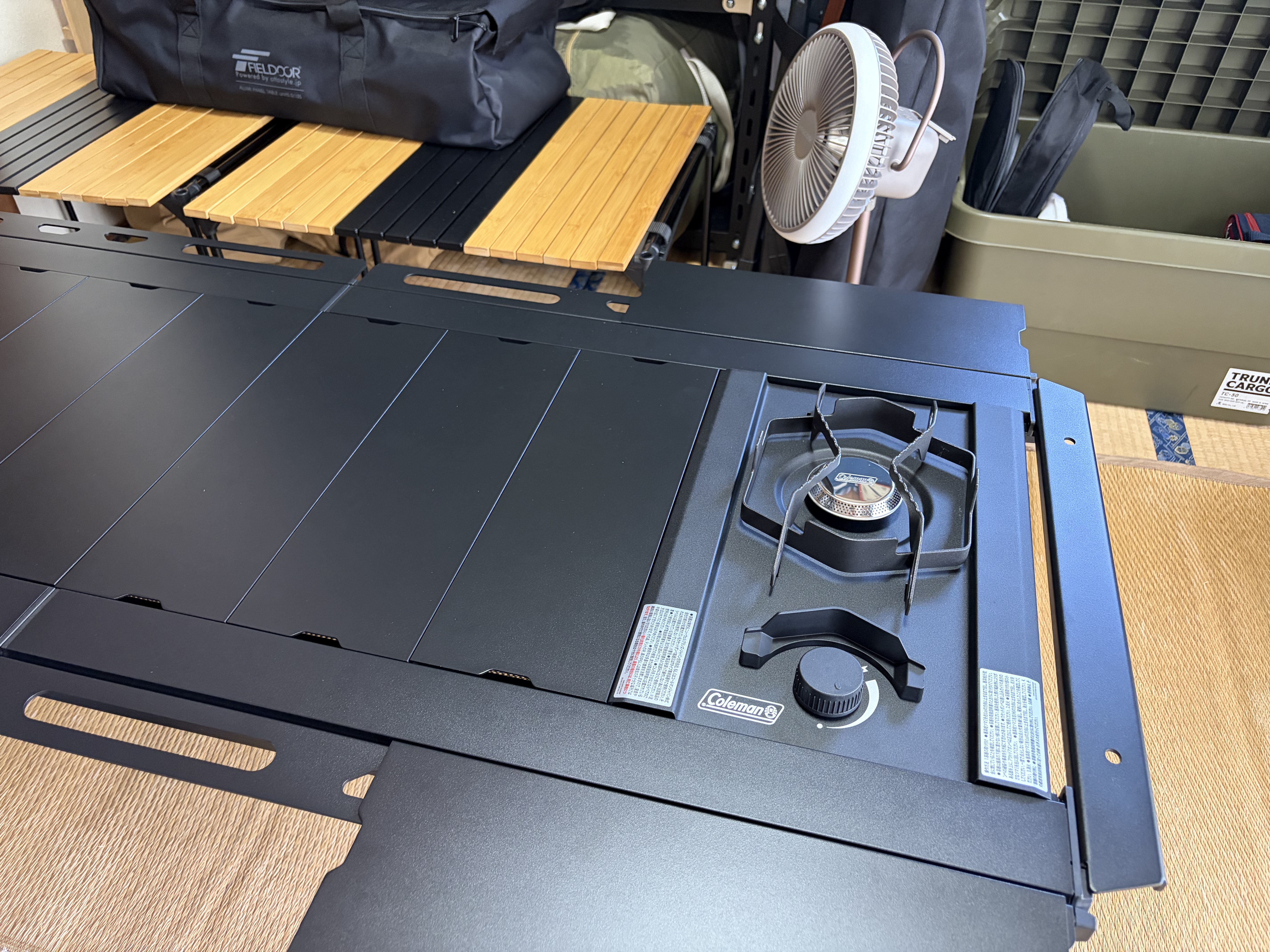 FIELDOORアルミパネルテーブル135のIGTパネル差し替えによる天板拡張機能