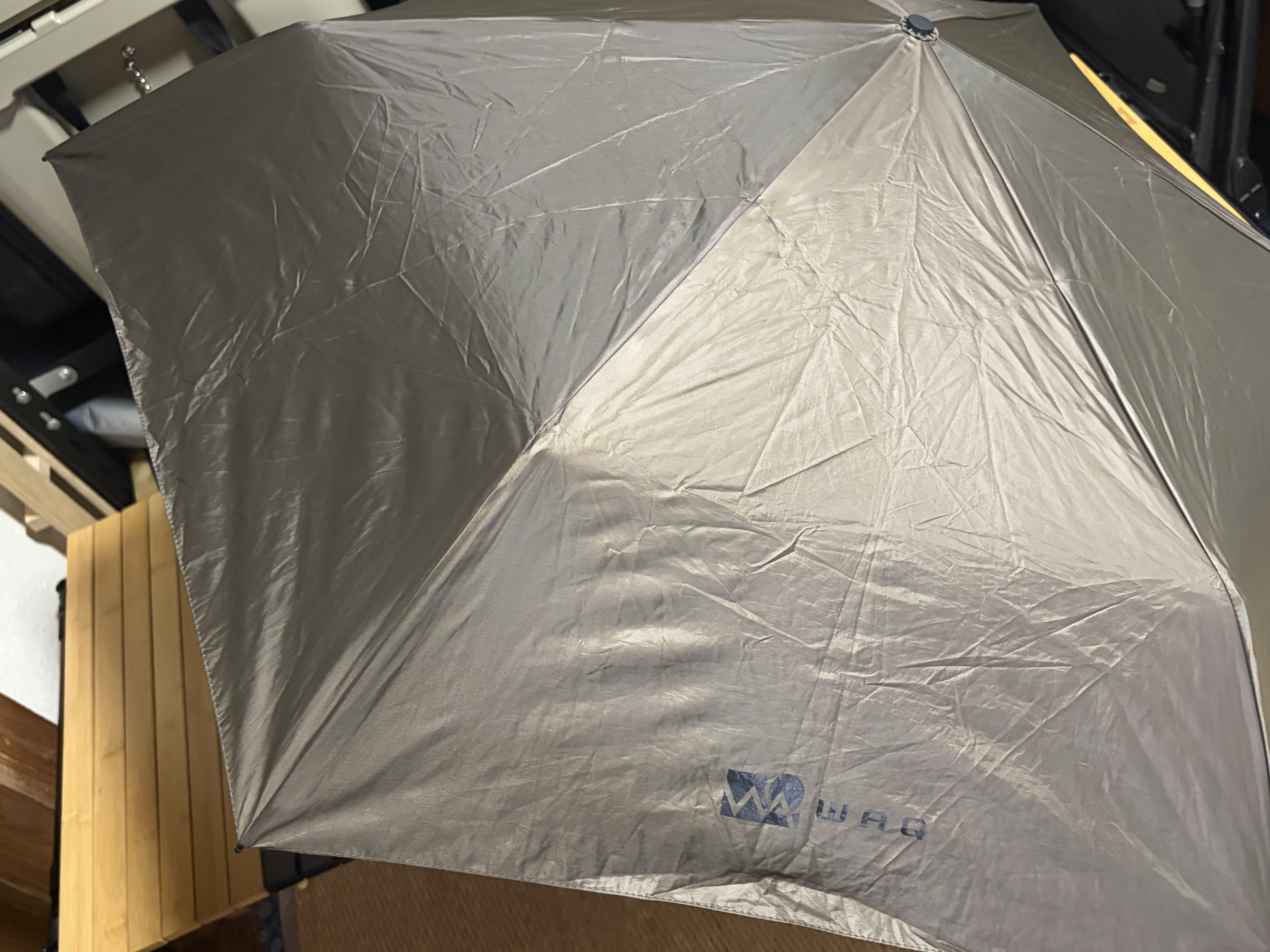 WAQ Field Umbrellaのコヨーテカラーの生地